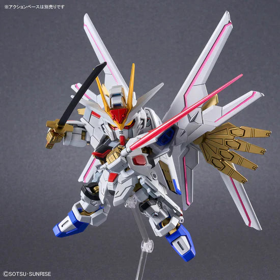 Bandai SDCS 21 Mighty Strike Freedom Gundam