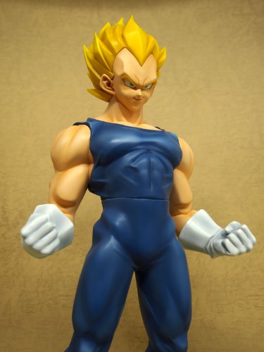 Dragon Ball Z - Vegeta SSJ - Gigantic Series - 1/4 (X-Plus)
