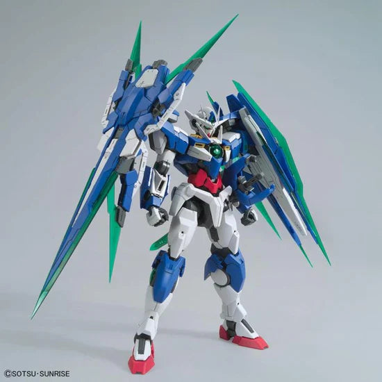Bandai MG 1/100 00 Quan[T] Full Saber