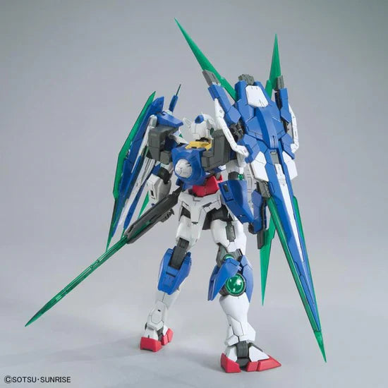 Bandai MG 1/100 00 Quan[T] Full Saber